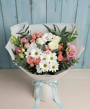Букет цветов из:  Розы, Лизиантусы и Хризантемы #REPLACE_PRED# Малке
