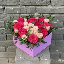 Цветочная композиция из Розы в коробке #REPLACE_PRED# Малке