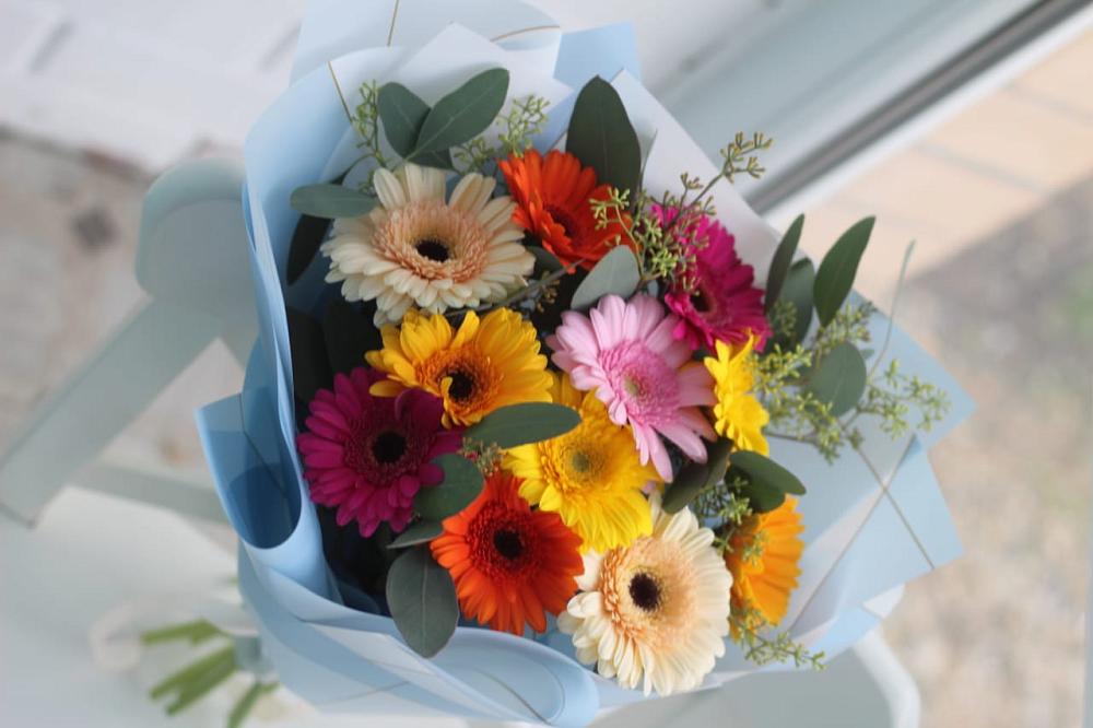 Букет цветов из: Герберы в Малке