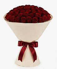 Букет 101 Бордовая роза Блэк Бакарра в Малке