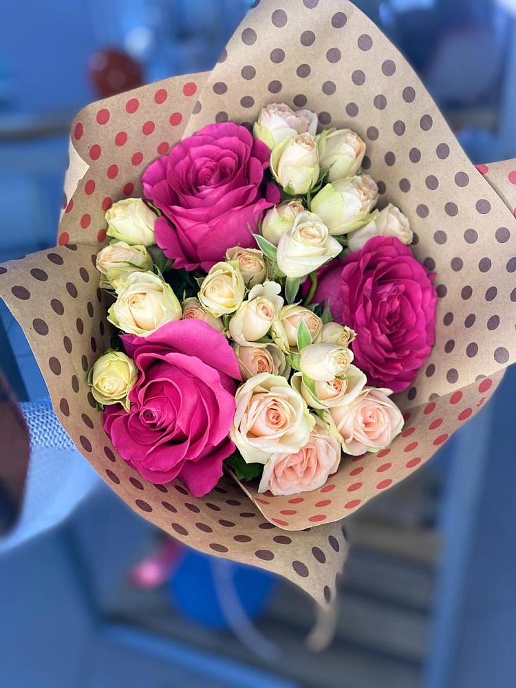 Букет цветов из: Розы в Малке