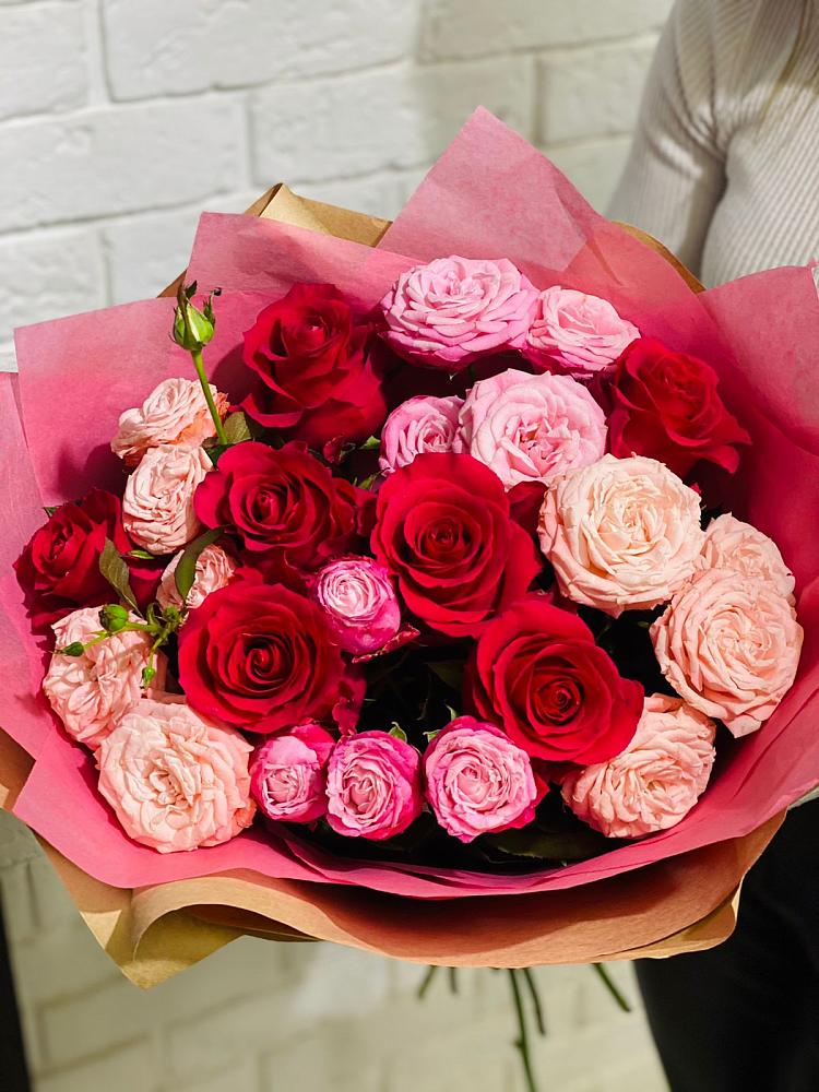 Букет цветов из: Розы в Малке