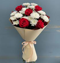 Букет цветов из:  Розы и Хризантемы в Малке