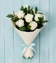Букет цветов из:  Розы в Малке