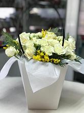 Цветочная композиция из Розы  в Малке