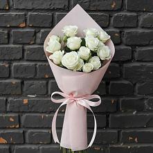 Букет цветов из:  Розы #REPLACE_PRED# Малке