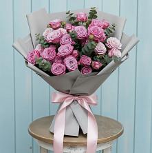 Букет цветов из:  Розы в Малке